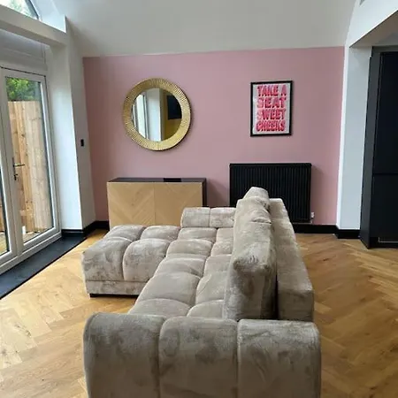 The Cleveland Retreat * Boosbeck